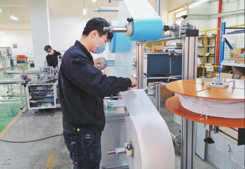 我省科技企業(yè)成功研發(fā)并交付全自動口罩機(jī)生產(chǎn)線，網(wǎng)絡(luò)科技研發(fā)助力抗疫生產(chǎn)